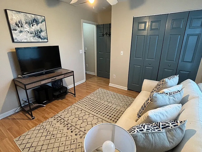 418 Saint Rosea Dr — Photo 14