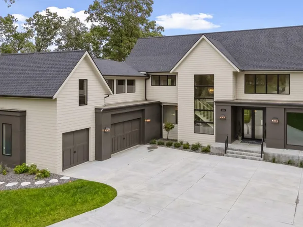 5010 Millie Rd SW, Rochester, MN 55902