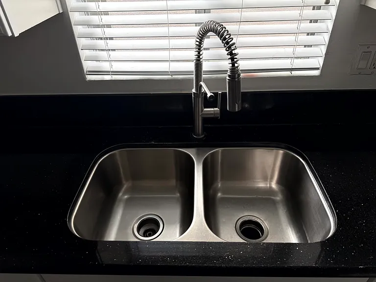 5044 W Maplewood Ave #8 — Photo 35