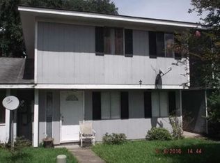 14 Sycamore Ln, Saint Rose, LA 70087