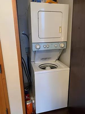 3rd image of 42-05 Parsons Blvd #7B