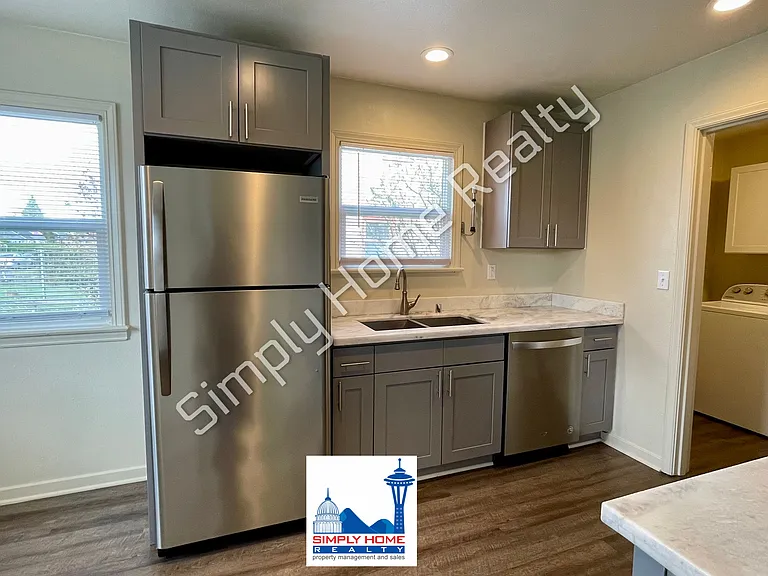 6841 S Wapato St #A — Photo 6