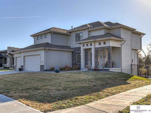 3rd image of 2445 S 219th St
