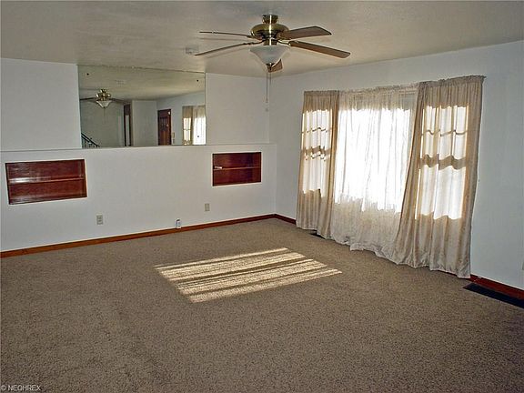 2nd image of 544 Brookline Dr
