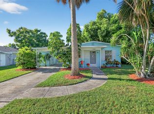 2960 Northland Rd, Mount Dora, FL 32757