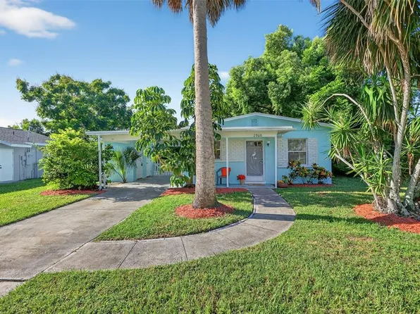 2960 Northland Rd, Mount Dora, FL 32757