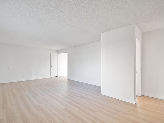 5th image of 125 S Guadalupe Ave #2