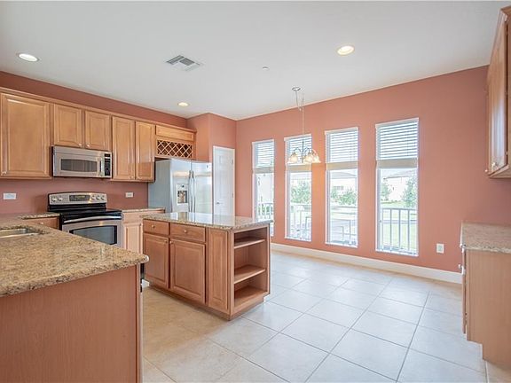 3rd image of 7395 Islamorada Cir