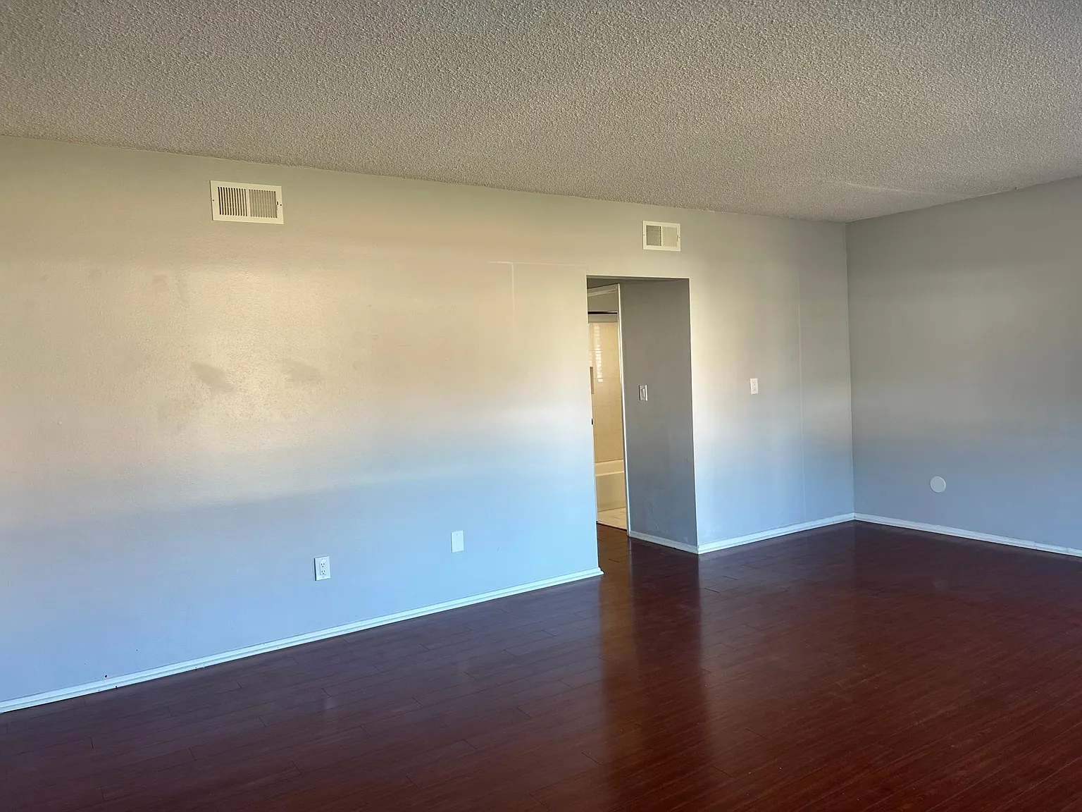 9228 Blackley St — Photo 1