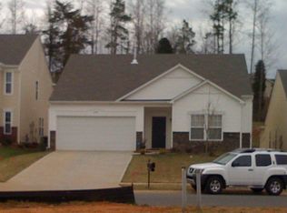 6107 Blue Ash Ln, Charlotte, NC 28215