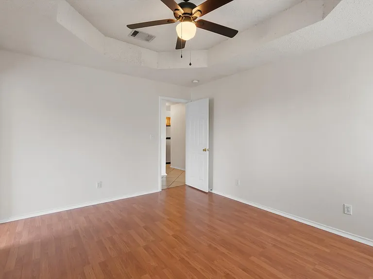 101 Ina Ct #INACOURT101 — Photo 26