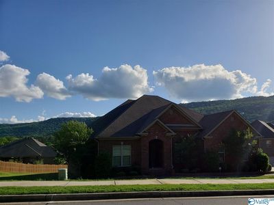 7050 Pale Dawn Pl SE, Owens Cross Roads, AL, 35763