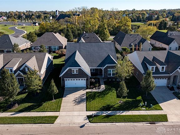 3rd image of 60 Winding Creek Dr