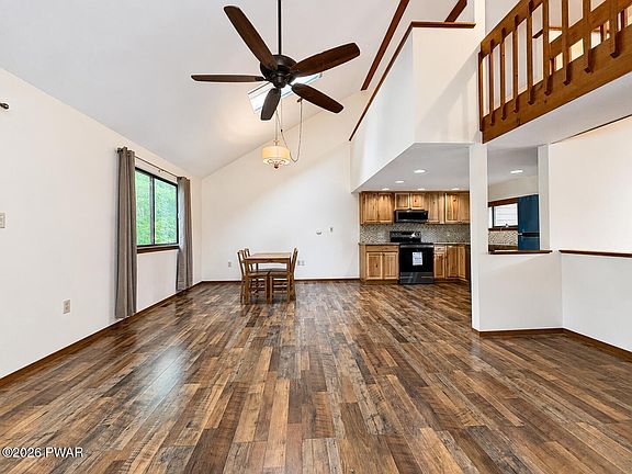 5th image of 159 Stream Ct
