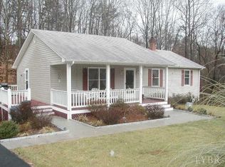 233 Tanyard Rd, Hurt, VA 24563