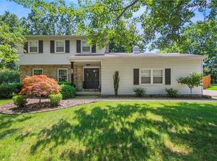 530 Stoneybrook Ln, Canfield, OH