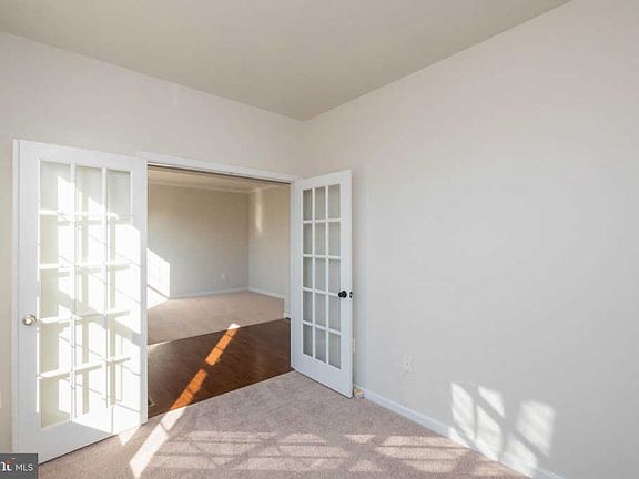 5th image of 3048 American Eagle Blvd