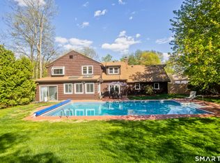 10 Cliffmount Drive, Bloomfield, CT 06002