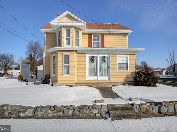 2013 Buchanan Trl E #E, Shady Grove, PA 17256