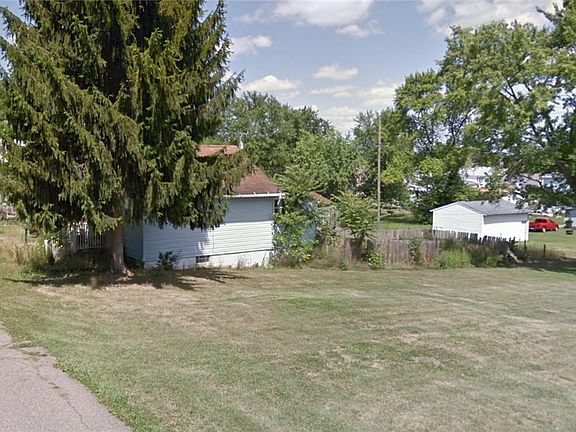 4th image of 441 E Bank St