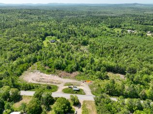 959 Elm St, Newport, ME 04953