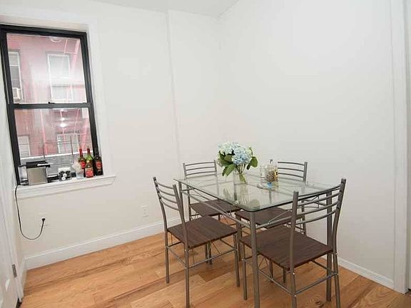 2nd image of 61 Delancey St Front 1E