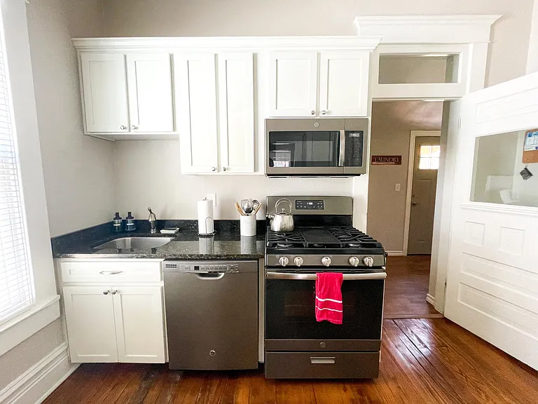 811 W Missouri Ave — Photo 20