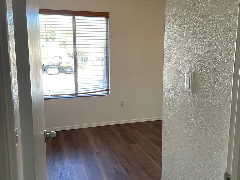 W Golden Ln — Photo 10
