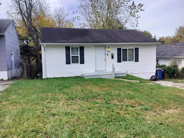 10141 Baron Dr, Saint Louis, MO 63136