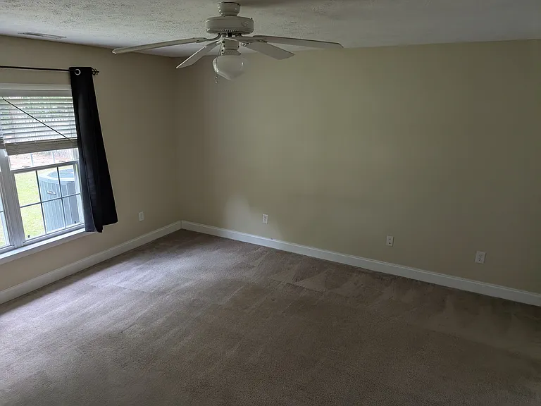 325 Neuchatel Rd — Photo 5