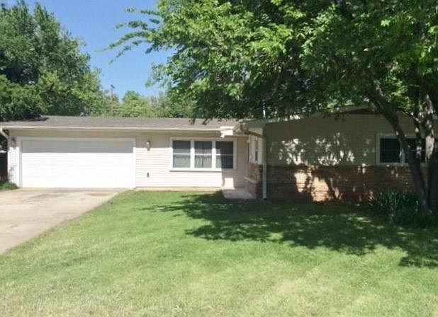 1st image of 663 Redwood Dr