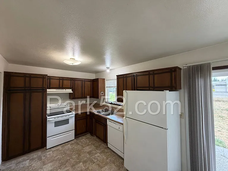 22306 42nd Ave E — Photo 5