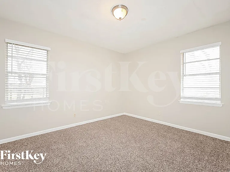 3825 Tolbert St — Photo 7