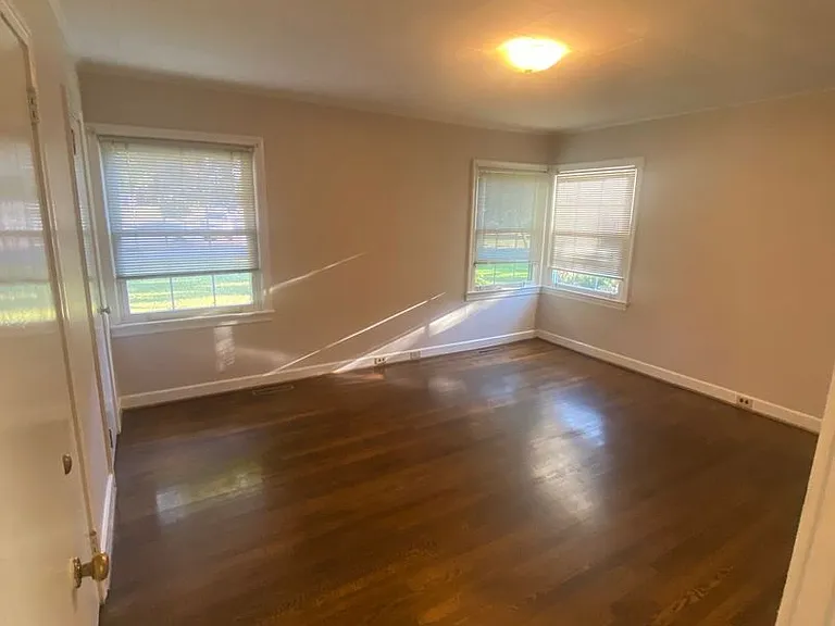 406 Winecoff School Rd — Photo 14