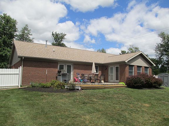 3rd image of 4901 W Prairiewood Dr