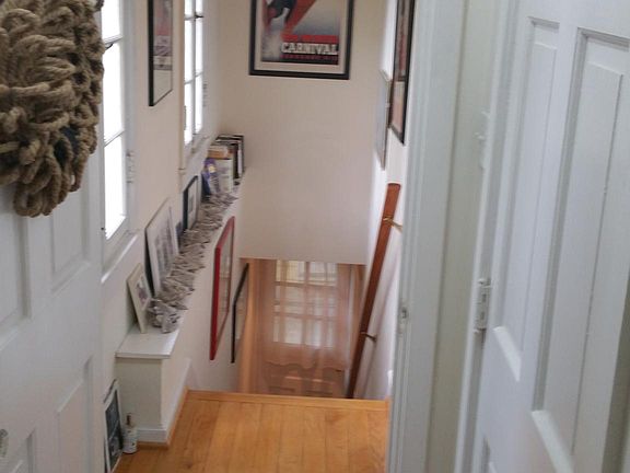 5th image of 26 Windward Dr APT A