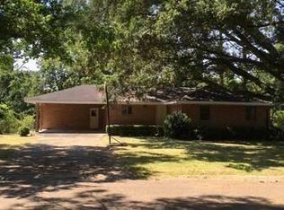 210 Westview Cir, McComb, MS 39648