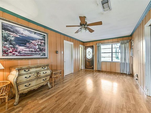 5th image of 1806 De Milo Dr