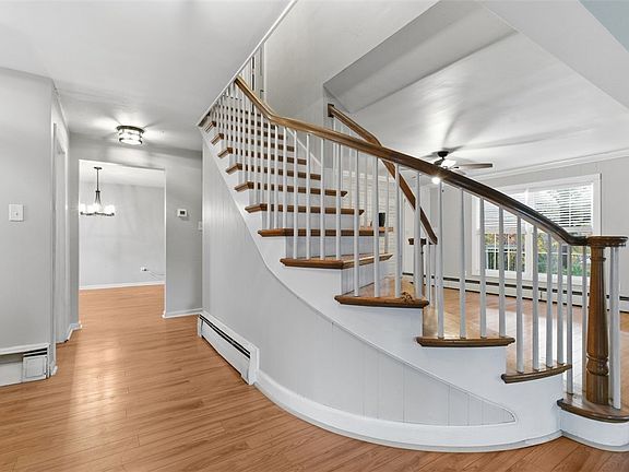 5th image of 3068 Mintwood Dr