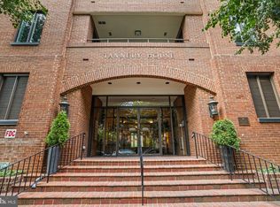 601 Wilkes St APT 204, Alexandria, VA 22314