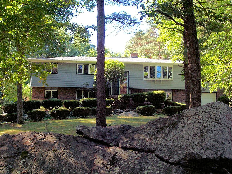 Lovely Home on Beautiful Lot