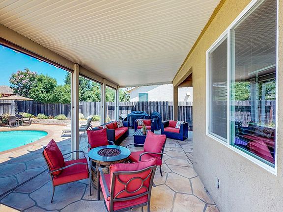 3rd image of 8352 Cabochon Way