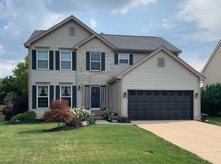 1746 Pinecone Ct, Lewis Center, OH 43035