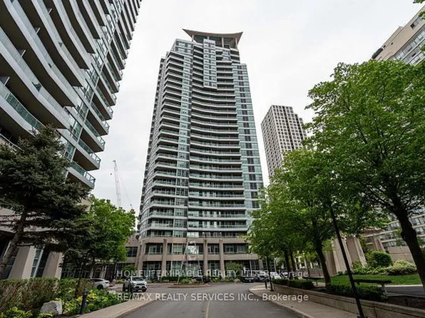 33 Elm Dr W, Mississauga, ON