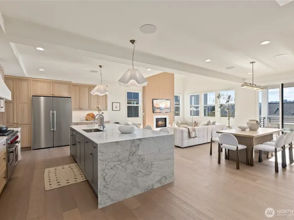 3243 13th Avenue W, Seattle, WA 98119