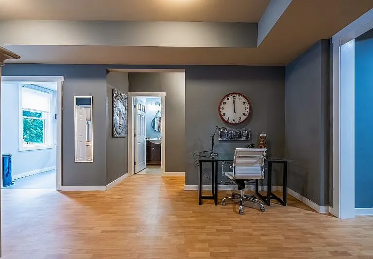 4580 Carriage Walk Ln — Photo 21