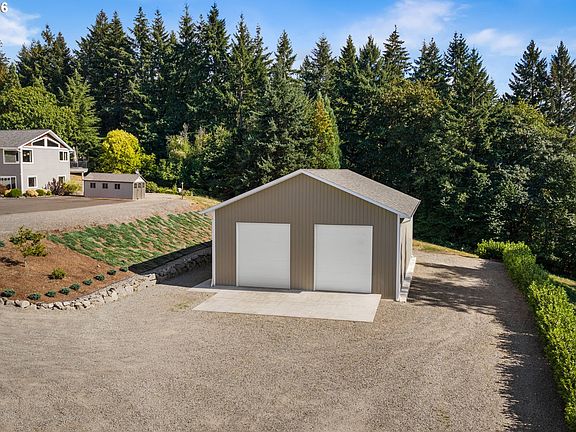 4th image of 18413 NE 184th St