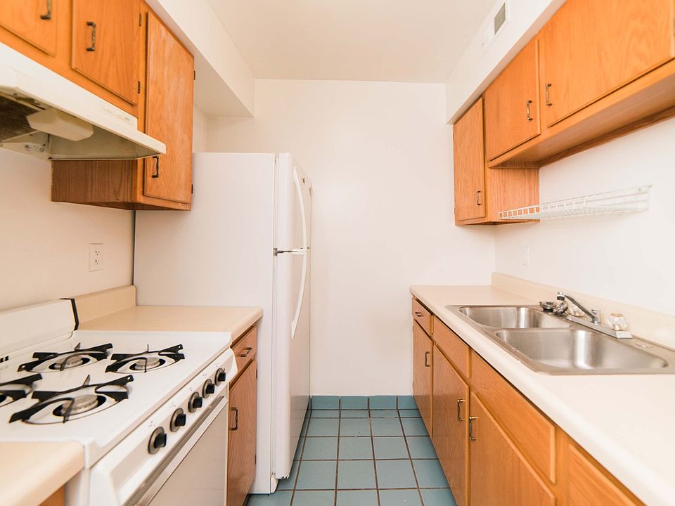 Wilson School Apartments 136 Shingiss St McKees Rocks PA Zillow