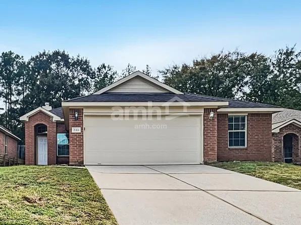 2313 Highland Crossing Dr, Conroe, TX 77304