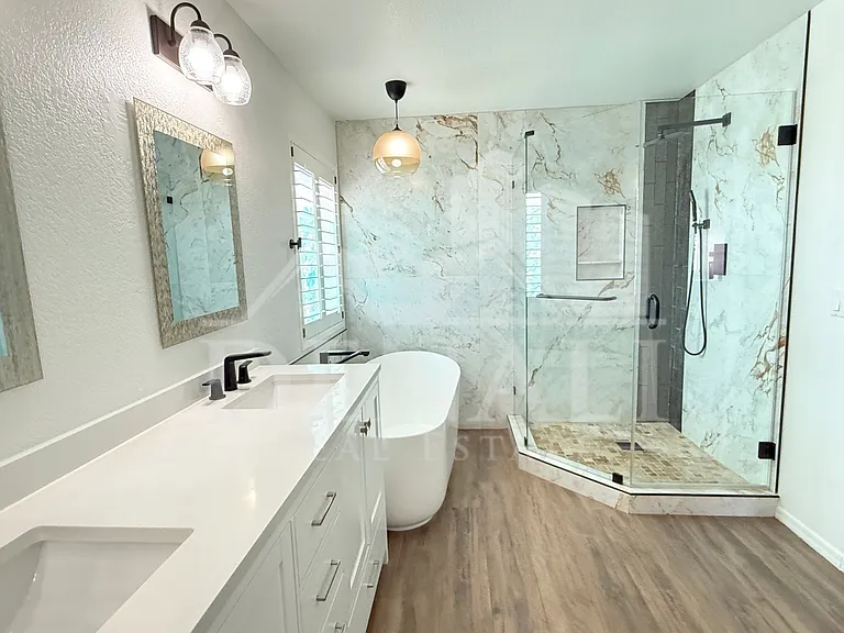 4737 E Michigan Ave — Photo 16